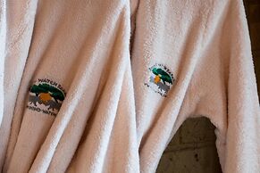 Rhino Watch safari Lodge