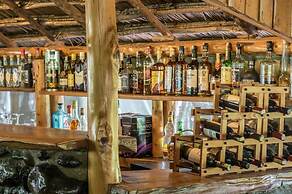 Rhino Watch safari Lodge