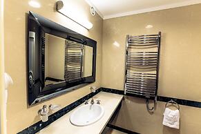 Caspian Riviera Grand Palace