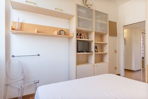 Colosseo & Colle Oppio Charming Apartment