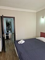 Dolphin hotel