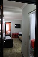 Dolphin hotel