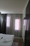 Dolphin hotel