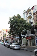 Lux Batumi