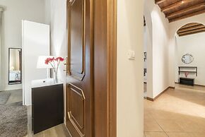 Pantheon Charming Apartment