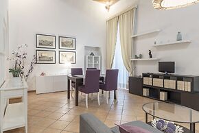 Pantheon Charming Apartment