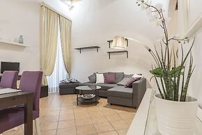 Pantheon Charming Apartment