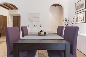 Pantheon Charming Apartment