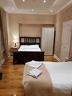 Tourian Lounge Hotel