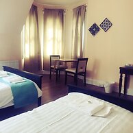 Tourian Lounge Hotel