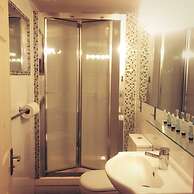 Tourian Lounge Hotel