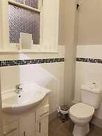 Tourian Lounge Hotel