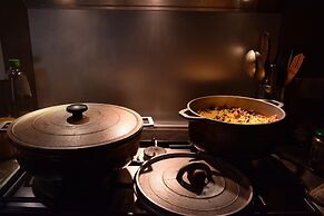 La Kaz Nana Sakifo - Adults Only