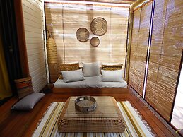 La Kaz Nana Sakifo - Adults Only