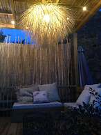 La Kaz Nana Sakifo - Adults Only