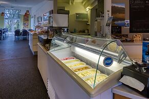 Brunnhóll Country Guesthouse