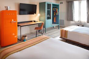 Texican Court, by Valencia Hotel Collection