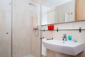 Domopolitan Alcazabilla 15