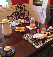 Woldert-Spence Manor