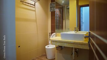 Green House Service Apartment