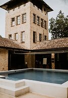 Castillo Tambor Resort and Restaurant