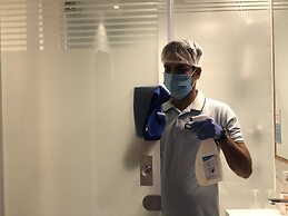 Holiday Inn Express Hyderabad Banjara Hills by IHG