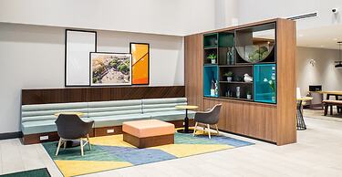 Holiday Inn Edmonton South - Evario Events by IHG