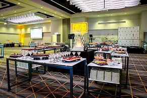 Holiday Inn Edmonton South - Evario Events by IHG