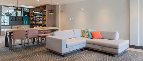 Holiday Inn Edmonton South - Evario Events by IHG