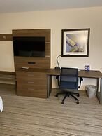 Holiday Inn Express And Suites Junction by IHG
