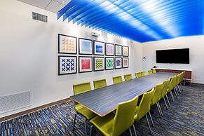 Holiday Inn Express And Suites Junction by IHG