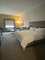 Holiday Inn Express And Suites Junction by IHG