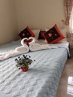 Tamcoc White Swan Hostel