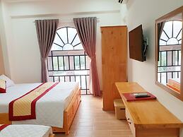 Khách sạn Quy Nhơn Center