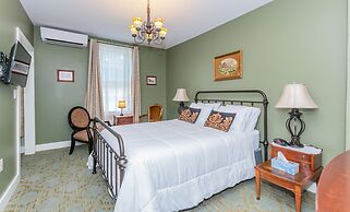 Historic Hotel Broadalbin