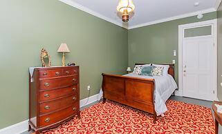 Historic Hotel Broadalbin
