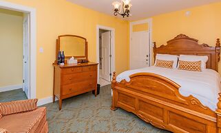 Historic Hotel Broadalbin
