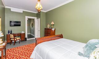 Historic Hotel Broadalbin