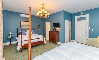 Historic Hotel Broadalbin