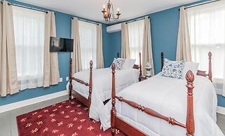 Historic Hotel Broadalbin