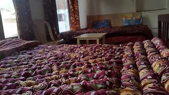 Rising Moon Guest House