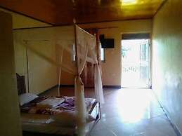 Royal Paradise Hotel