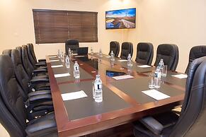 Crossroads Hotel Blantyre