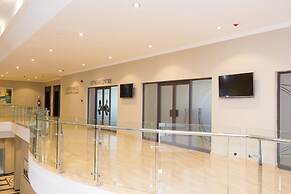 Crossroads Hotel Blantyre