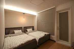 Heima Guesthouse Hongdae