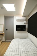 Heima Guesthouse Hongdae