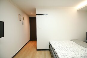 Heima Guesthouse Hongdae