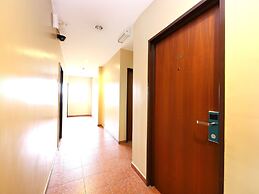 Super OYO 447 Comfort Hotel Meru