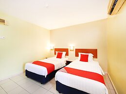 Super OYO 447 Comfort Hotel Meru