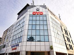 Super OYO 447 Comfort Hotel Meru